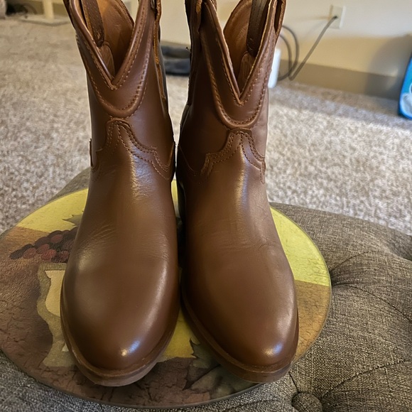 NWOB Gorgeous Dingo SEGUARO Brown/Tan LEATHER BOOTIE  6.5 - Picture 7 of 10